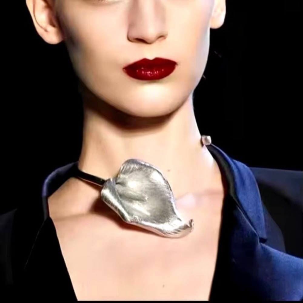 New Oversized Silver Floral Sculptural Necklace